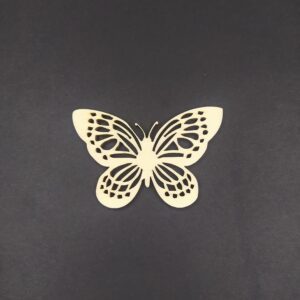 Pillangó (A) - fa figura