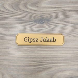 Gravírozott névtábla - testreszabható