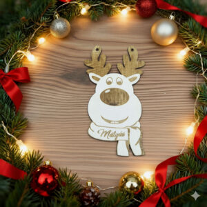 Karácsonyfadísz, rénszarvas gravírozott névvel