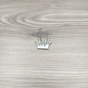 Fűcsomó (B) - fa figura