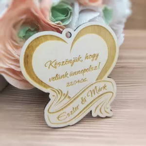 Esküvői köszönőajándék - szív - névre szóló