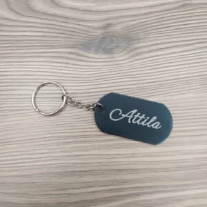 Gravírozott fém kulcstartó